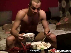 18 летние, Большие сиськи, Брюнетки, Чешки, Фетиш, Поцелуи, Лизание, Вебкамера