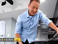 Engañando, Estilo perrito, Corridas faciales, Hd, Tetas naturales, Coño, Afeitado, Esposa