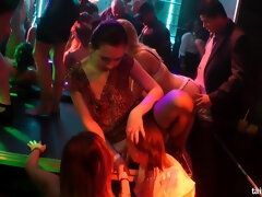 Lieveling, Gek, Groep, Handbeurt, Hardcore, Orgie, Feest, Openbaar