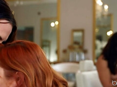 Americano, Morena, Lesbiana, Madres para coger, Tetas naturales, Orgasmo, Pelirrojo, Afeitado