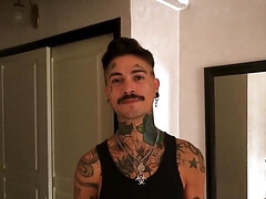 In den arsch, Grosser schwanz, Braunhaarige, Viele männer bespritzen eine frau, Fingern, Behaart, Hd, Pornostars