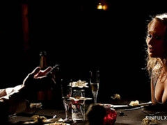 Blasen, Braunhaarige, Lecken, Lingerie, Orgasmus, Muschi, Reiten, Strümpfe