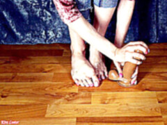 Foot job, skinny teen, oiled feet