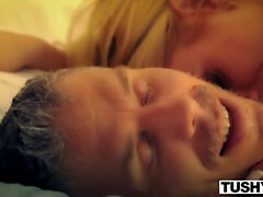 Anal, Cul à la bouche, Blonde, Gorge profonde, Faciale, Béant, Chevaucher, Lécher le sphincter