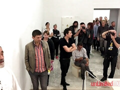 Cul, Gros seins, Nue à poil, Public, Maigrichonne, Nénés