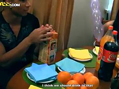 Любители, Минет, Кончили внутрь, Семяизвержение, Ласковые ручки, Секс без цензуры, Вечеринка, Молоденькие