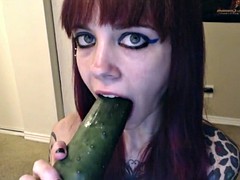 Femme dominatrice, Pov