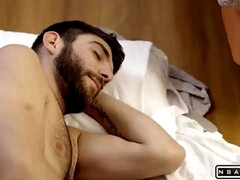 Любители, Большие сиськи, Минет, Семяизвержение, Семья, Домашнее видео, Втроем