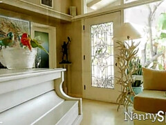 Brunette brune, Éjaculer dans la bouche, Tir de sperme, En levrette, Léchez, De plein air, Chatte, Chevaucher