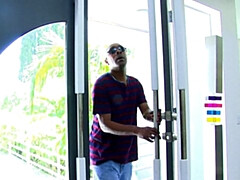 18 ans, Gros cul, Grosse bite, Sucer une bite, Tir de sperme, Branlette thaïlandaise, Hd, Rasée