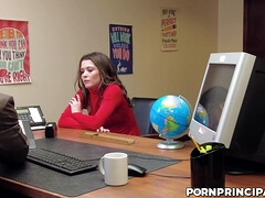 Tussi, Braunhaarige, Fingern, Hardcore, Lingerie, Pissen, Pov, Stiefmutter