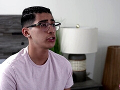 Любители, Большие сиськи, Минет, Брюнетки, Грудастые, Парочка, Секс без цензуры, Мамочка