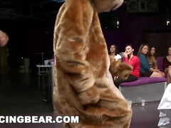 Любители, Минет, Брюнетки, Одетые девушки голые парни, Группа, Хд, Милф, Вечеринка