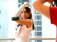 Anaal, Dansen, Masturbatie, Orgasme, Openbaar, Alleen, Spuiten, Onder de rok