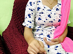 Desi Bhabhi Riya Chowdhury Hardcore Blowjob & Doggy Style Sex in Hotel Room