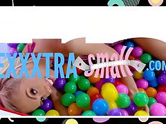 Gros cul, Gros seins, Sucer une bite, Brunette brune, En levrette, Hd, Mère que j'aimerais baiser, Belle mère