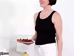 Grote kont, Vingeren, Hd, Lesbisch, Moeder die ik wil neuken, Realiteit, Schreeuwen, Stiefmoeder