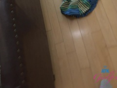 Blonde, Éjaculer dans la bouche, Branlette thaïlandaise, Huilée, Petite femme, Pov, Rasée, Nénés