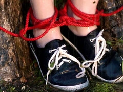 Красотки, Большие сиськи, Бондаж, Грудастые, Натуральные сиськи, На природе, Соло, Сиськи