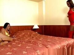 Round ass ebony lesbian in stockings