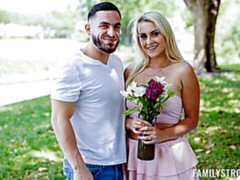 Grote kont, Grote lul, Grote mammen, Blond, Pijpbeurt, Hondjeshouding, Moeder die ik wil neuken