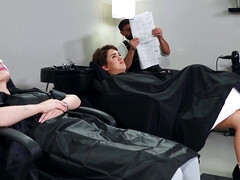 Arschlecken, Vollbusig, Aufs gesicht abspritzen, Würgen, Hardcore, Absätze, Realität, Titten