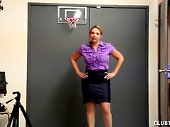 Gros seins, Femme couguar, Branlette thaïlandaise, Hd, Mère que j'aimerais baiser, Maman, Solo, Belle mère