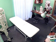 Blasen, Spermaladung, Hundestellung, Aufs gesicht abspritzen, Lecken, Krankenschwester, Muschi, Spanner