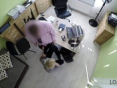 18 jahre, Vorstellungsgespräch, Blondine, Paar, Lecken, Geld, Muschi, Jungendliche (18+)