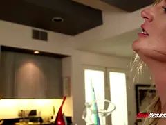 Grote kont, Grote lul, Rijpe lesbienne, Moeder die ik wil neuken, Moeder, Monster, Schreeuwen, Stiefmoeder