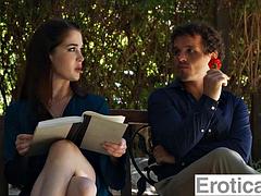 Grosse bite, Sucer une bite, Brunette brune, Érotique, Branlette thaïlandaise, De plein air, Nénés