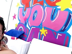 Grote kont, Bruinharig, Dubbele penetratie, Handbeurt, Hd, Gezichtspunt, Kousen, Tatoeage