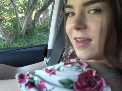 Amateur, Penetracion con dedos, Al aire libre, Pequeña, Pov, Coño, Fumando, Adolescente