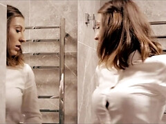 Gros seins, Brunette brune, Érotique, Hard, Embrassement, Lesbienne, Timide, Nénés