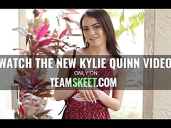 Grosse bite, Sucer une bite, Hd, Chatte, Criant, Rasée, Adolescente, Nénés