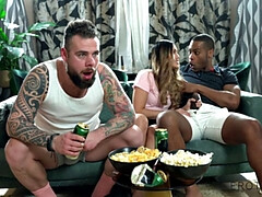 Sucer une bite, En levrette, Doigter, Embrassement, Cuisine, Léchez, Culottes ou slips, Chatte