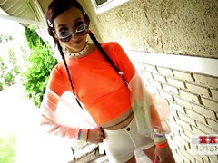 Schlampe, Braunhaarige, Süss, Kehlenfick, Domination, Würgen, Zierlich, Jungendliche (18+)