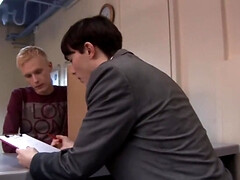 18 jaar, Anaal, Blond, Bruinharig, Diep in de keel, Lul, Europees, Homo