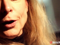 Asombroso, Culo, Morena, Besar, Lamidas, Perforación, Medias largas, Tetas