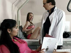 18 jahre, Braunhaarige, Spermaladung, Arzt, Fetisch, Hd, Lecken, Rau