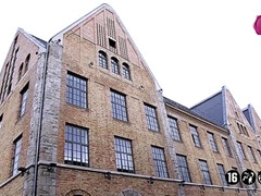 Gros seins, Brunette brune, Embrassement, Lesbienne, Bureau, Rousse roux, Secrétaire, Plan cul à trois