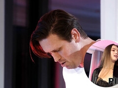 18 ans, Sucer une bite, En gros plan de très près, Européenne, Rasée, Tatouage, Adolescente, Serré