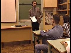 Sucer une bite, Cocu, Branlette thaïlandaise, Mère que j'aimerais baiser, Public, Professeur, Adolescente, Rétro ancien