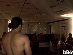 Blasen, Spermaladung, Schwanz, Handjob, Party, Sich ausziehen, Ablutschen, Jungendliche (18+)