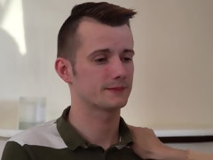 Blond, Brits, Sperma in mond, Hakken, Likken, Moeder die ik wil neuken, Kousen, Tieten likken