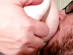 Любители, Минет, Брюнетки, Грудастые, Глубокая глотка, Натуральные сиськи, Молоденькие, Сиськи