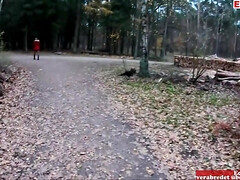 Versaute Deutsche Milf Heimlich Auf Einem Waldweg Gefickt Beim Geilen Sextref