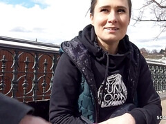 Enthousiasteling, Universiteit, Diep in de keel, Hardcore, Buiten, Openbaar, Realiteit, Ruw