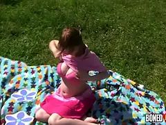 Любители, Блондинки, Минет, Семяизвержение, Хд, На природе, Пухлые соски, Наездница