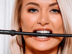 Anal, Sucer une bite, Double pénétration, Groupe, Branlette thaïlandaise, Hard, Mère que j'aimerais baiser, Jarretelles